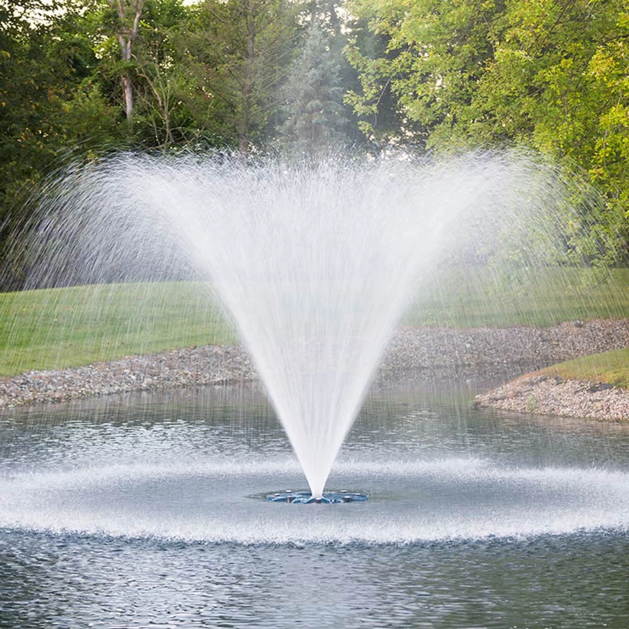 Airmax PondSeries 2 HP Fountain, 230V 5 Airmax PondSeries 2 HP Fountain, 230V - Image 3