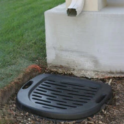 Aquascape Rainwater Harvesting Downspout Filter 7 Aquascape Rainwater Harvesting Downspout Filter -Accessories || Solar Shop aquascape downspout filter installed 600 94595.1665421617