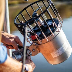 Kasco AquatiClear Water Circulator W/ Universal Dock Mount 1/2 HP, 115V 14 Kasco AquatiClear Water Circulator W/ Universal Dock Mount 1/2 HP, 115V -Accessories || Solar Shop kasco de icer universal dock mount installation 99502.1652380278