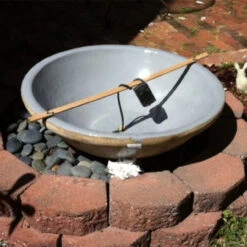 Pond Armor Pond Shield Non-Toxic Epoxy Pond Liner 1.5 Quarts -Accessories || Solar Shop patio pond 1000 24135.1643670163